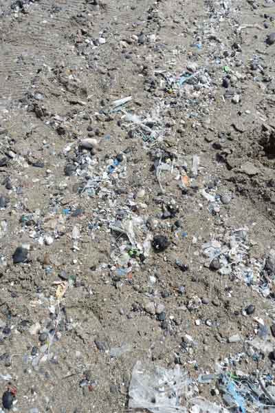 PLage de Pachéia Ammos : pollution
