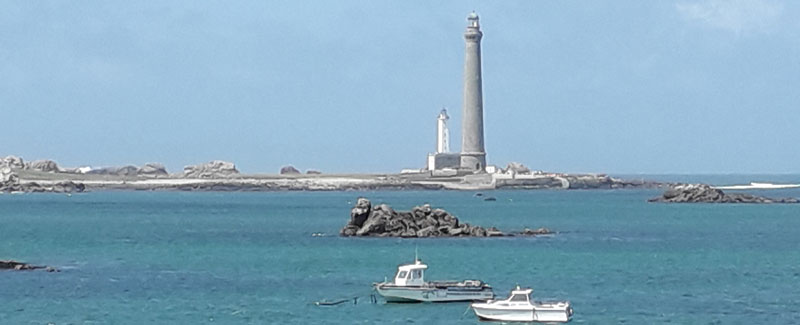 vue du phare du lile vierge Finistère